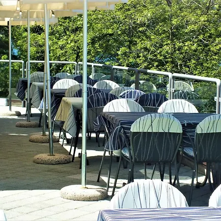 Monica Hotel