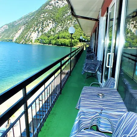 Monica Otel Malcesine